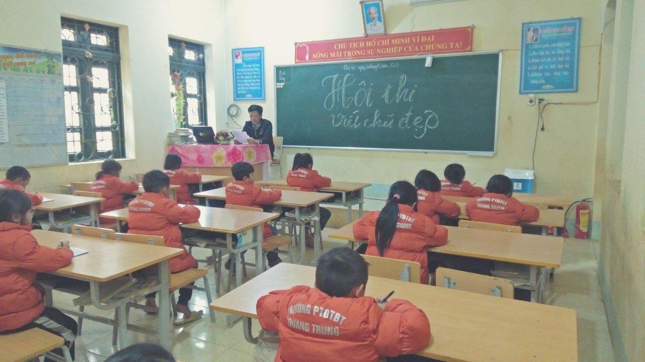 HỘI THI VIẾT CHỮ ĐẸP CẤP TRƯỜNG